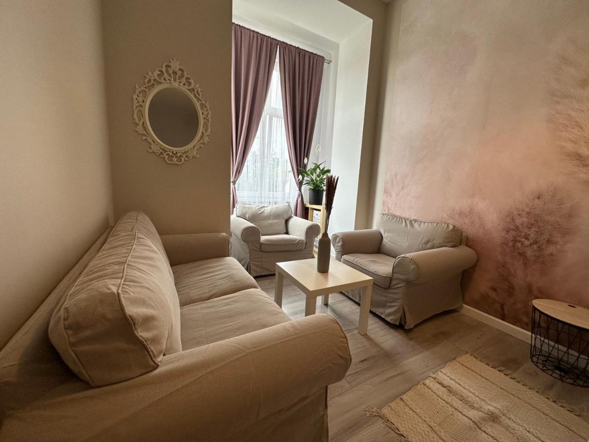 Apartament Wroclawia Екстериор снимка