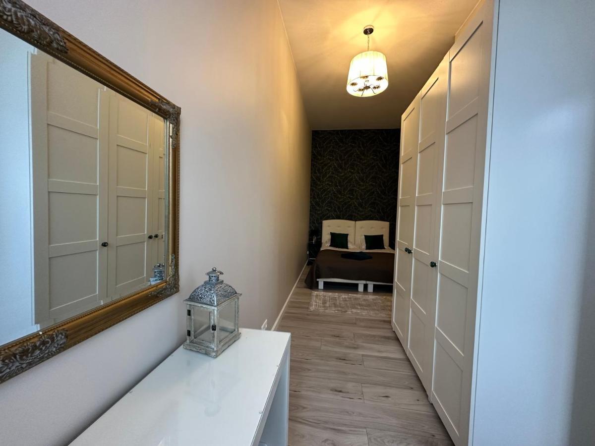 Apartament Wroclawia Екстериор снимка