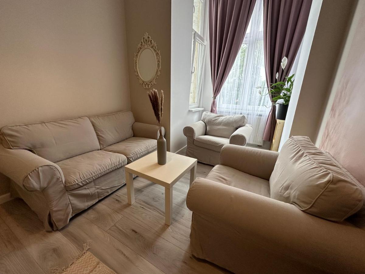 Apartament Wroclawia Екстериор снимка