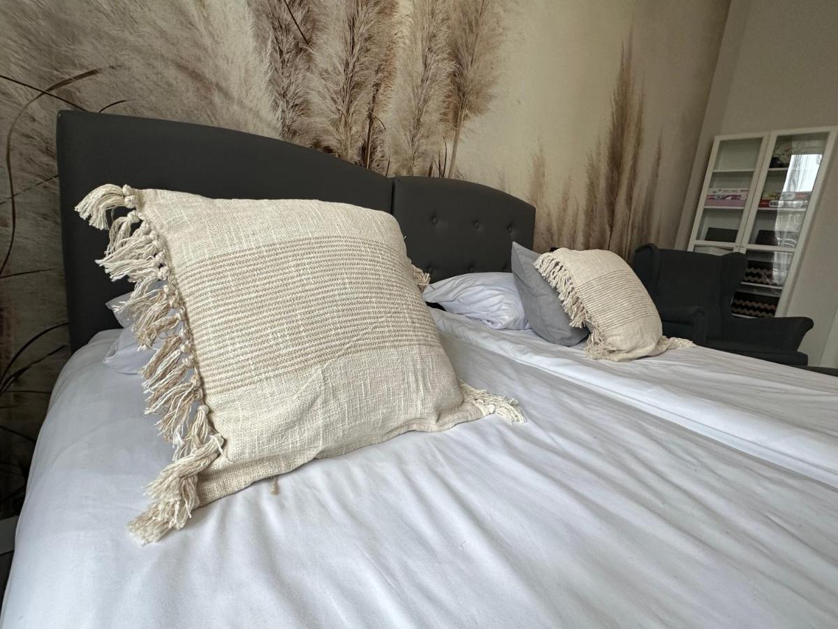 Apartament Wroclawia Екстериор снимка